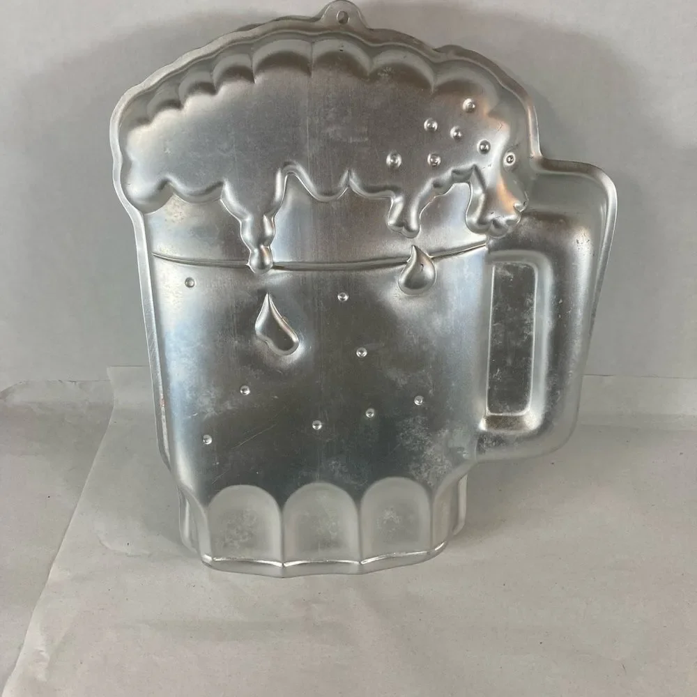Vintage 1984 Wilton Beer Mug Cake Pan Cheer Lager Ale Aluminum Mold Celebrate